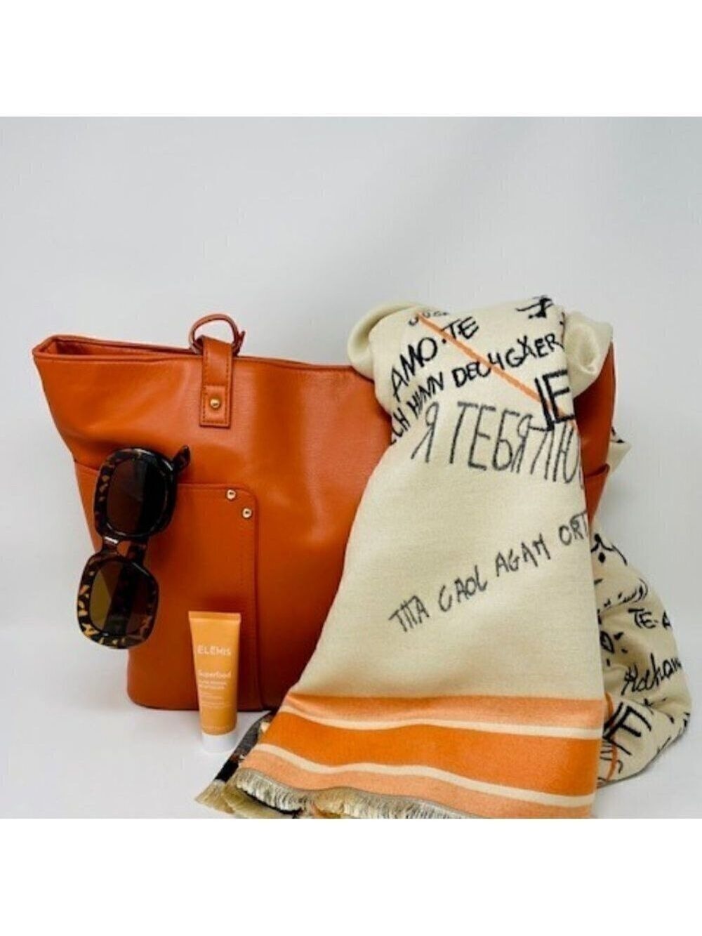 4 piece "Girl On The Go" set with Tote, Scarf, sunglasses and Elemis Superfood - Picture 2 of 3